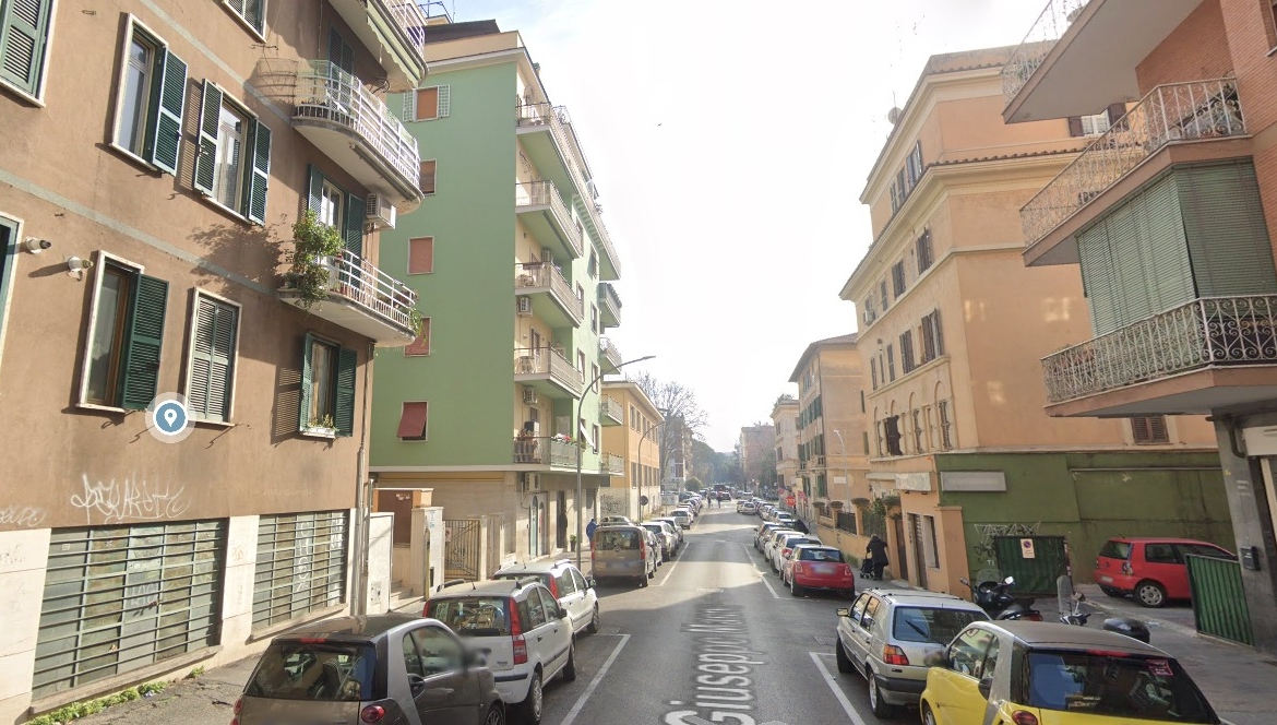 San Giovanni -   2 locali  � 80000 NT201