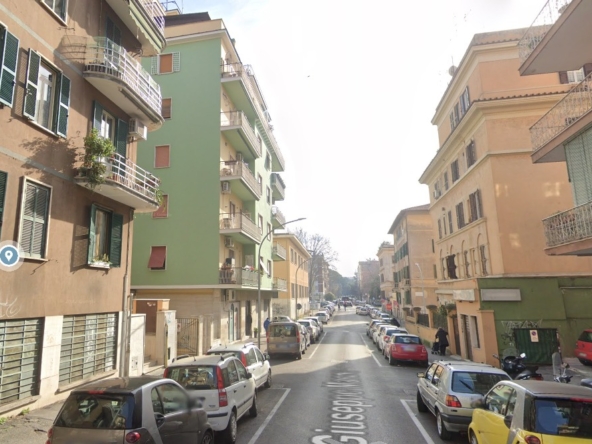 San Giovanni -   2 locali  � 80000 NT201