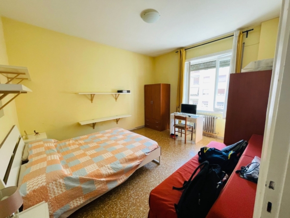 Trieste -   3 locali  � 430000 T302