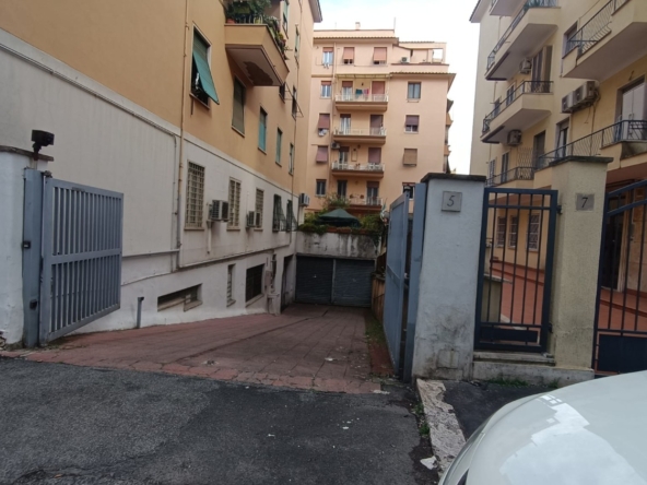 Monte Sacro -   1 locali  � 39000 T107